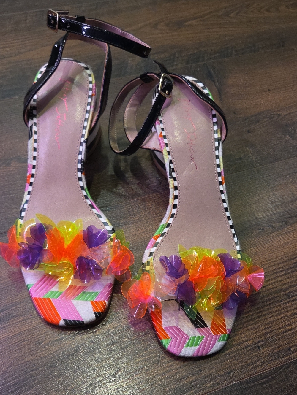 Betsey Johnson Colorful Strappy Heels Sz 9